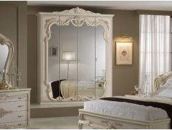 Шкаф 4-х дверный с зеркалами Диана беж