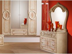 Комод с зеркалом в спальню Роза бежевый